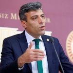 اخراج از حزب به خاطر اصرار بر اذان ترکی