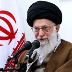 پاسخ رهبر انقلاب به سوالی درباره «عمل جراحی زیبایی زن توسط پزشک مرد»