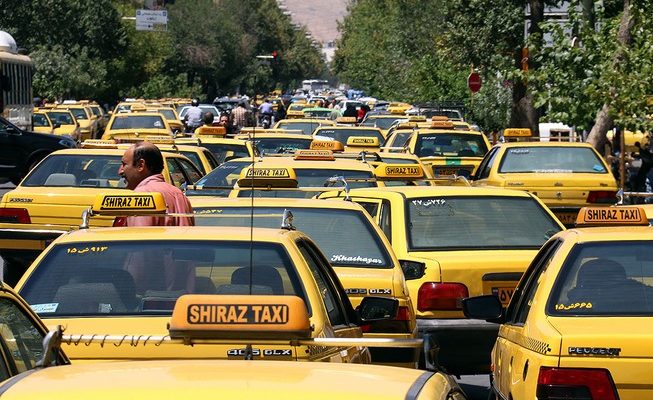 عرضه لاستیک با نرخ دولتی به رانندگان تاکسی