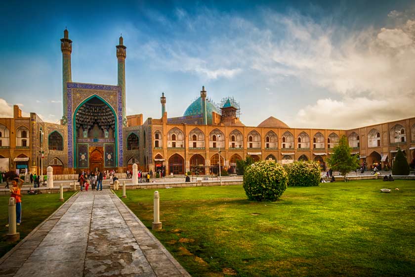 آبروی اصفهان را برگردانید
