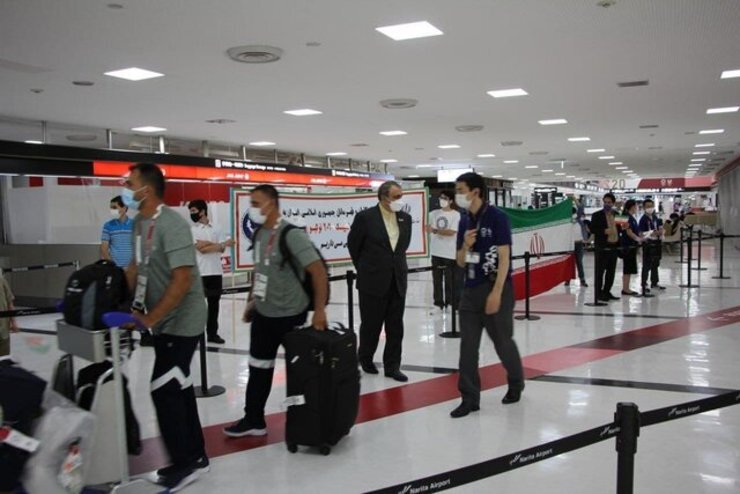 خستگی و گرسنگی کاروان ایران در فرودگاه توکیو/ ژاپنی‌های منظم، ترک عادت کردند