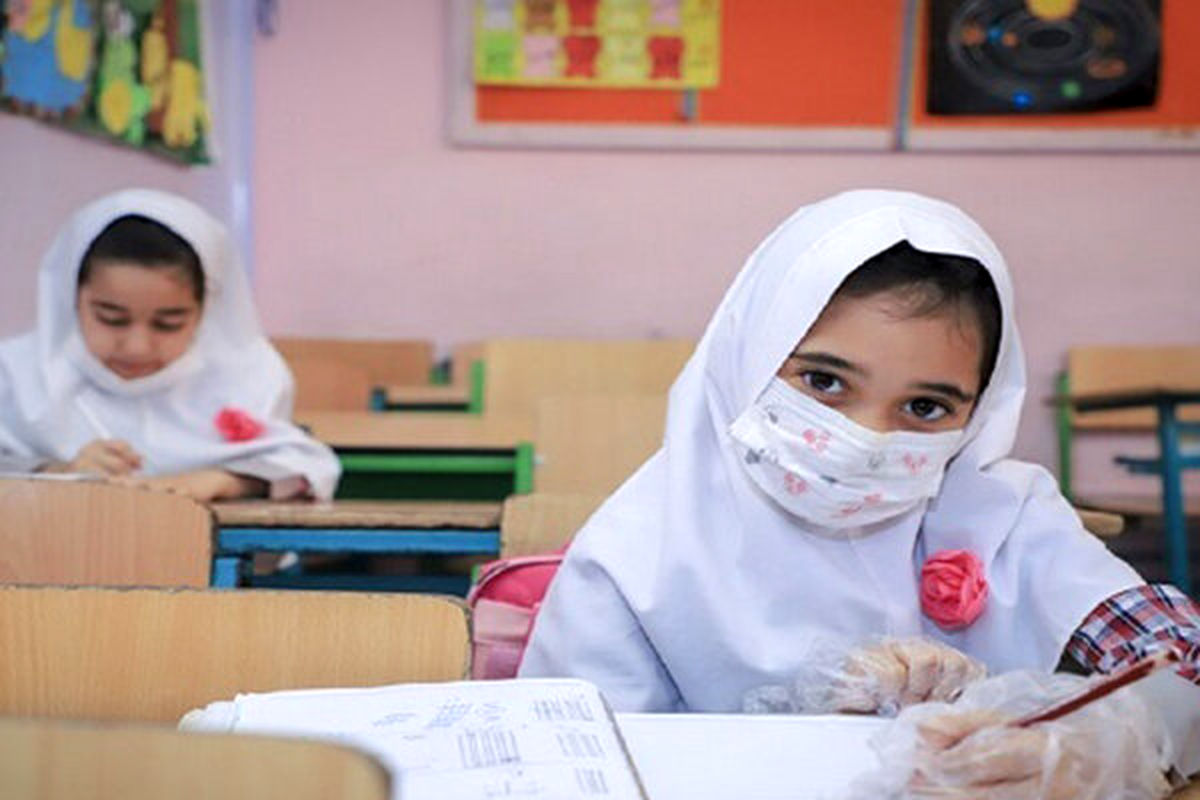 آموزش حضوری در مهر نداریم/ احتمال بازگشایی مدارس در آبان/ ۷۰ درصد مدارس “مربی بهداشت” ندارند