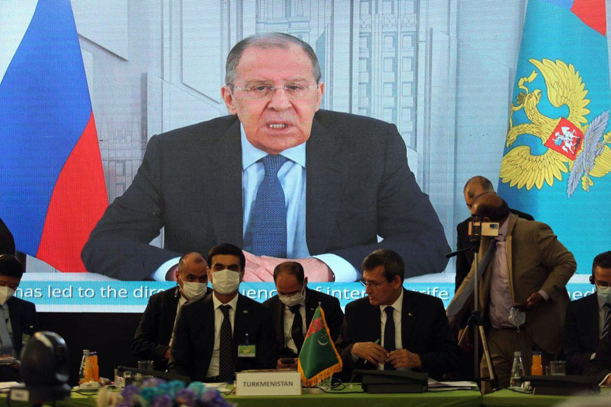 لاوروف: روسیه از تشکیل دولت فراگیر در افغانستان حمایت می‌کند