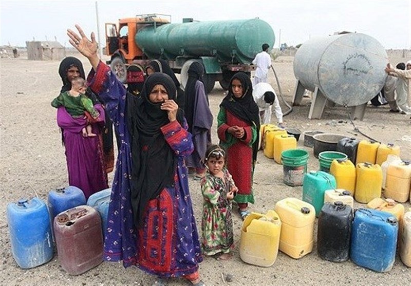 نماینده چابهار: ۲۰۰ هزار نفر در جنوب سیستان و بلوچستان، به آب دسترسی ندارند/هر نفر با ۱۵ لیتر آب روزانه چه کند؟