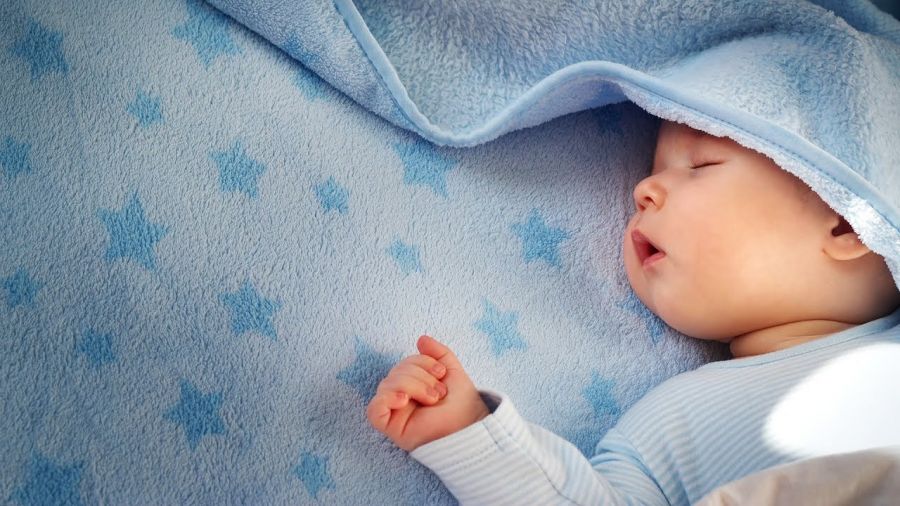 تاثیر خواب بر رشد کودک و میزان خواب مناسب برای کودکان